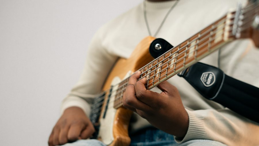 Basse